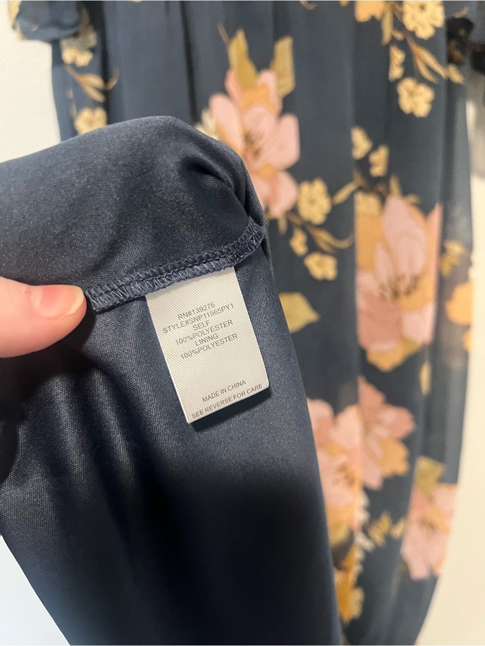 Les Serein Navy Floral Cold-Shoulder Maxi Dress - Picture 6 of 8